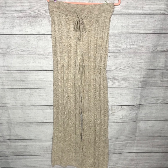 A. Peach Cable Knit Wide Leg Pant - Picture 4 of 10